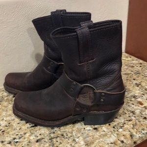 Genuine FRYE harness boots - Size 6